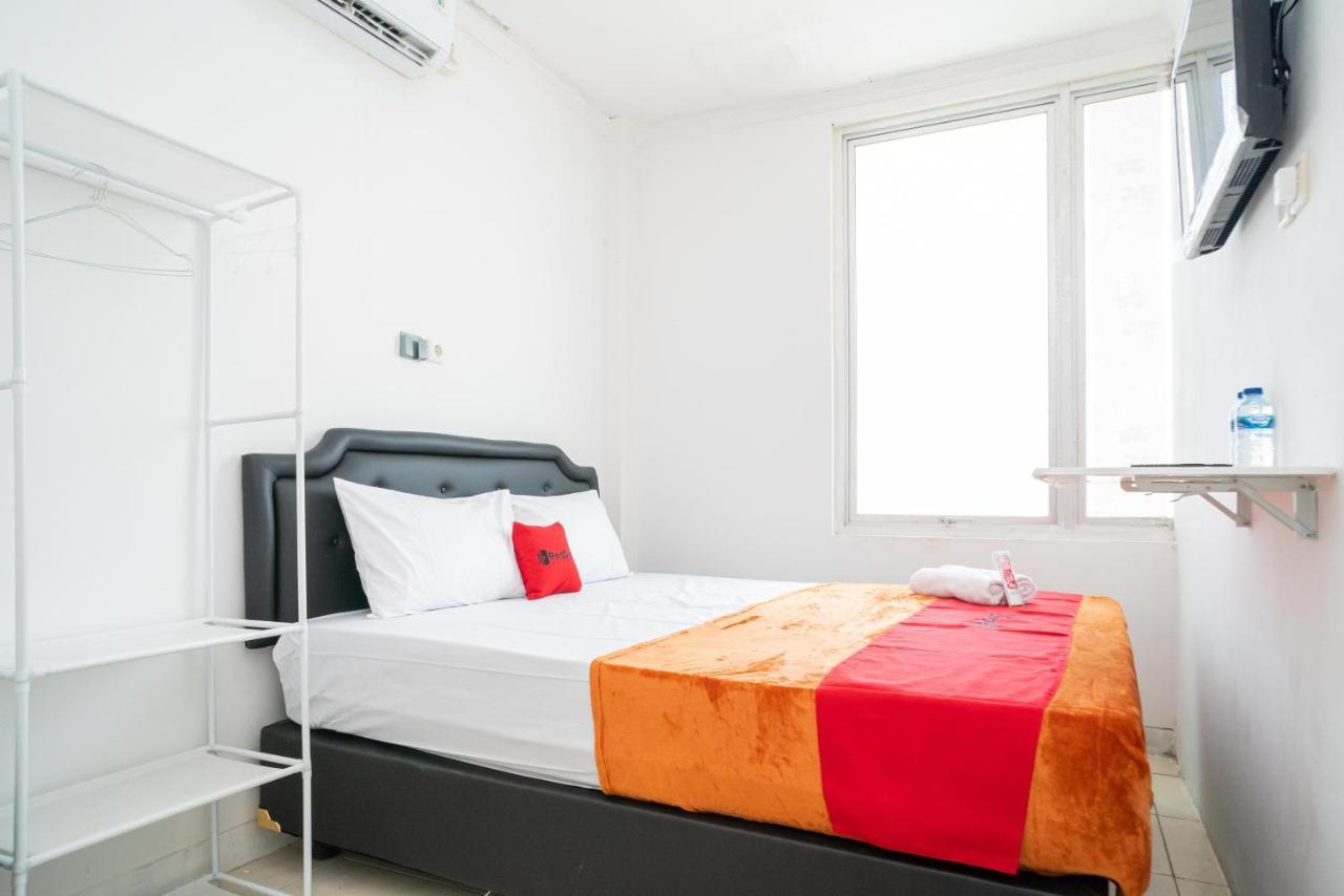 Reddoorz @ Aralia Harapan Indah Pulokendal Exterior foto