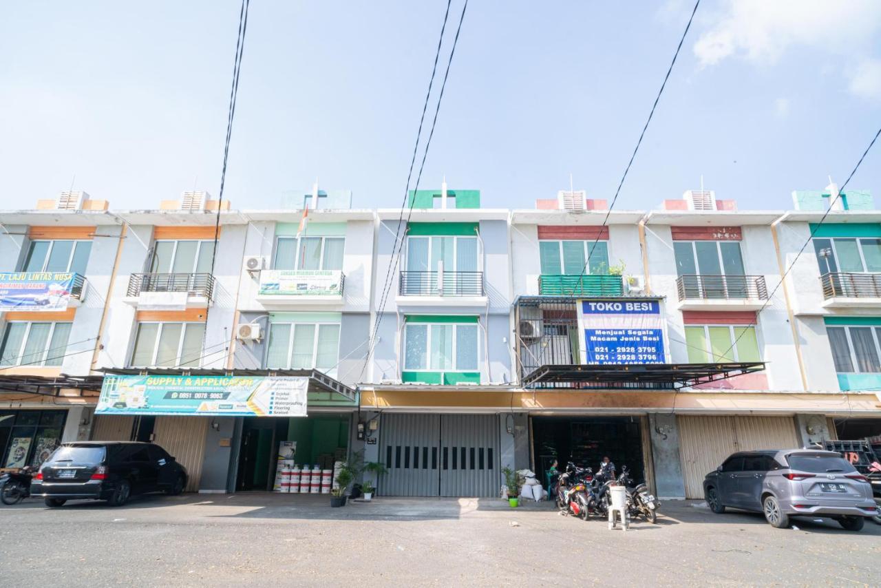 Reddoorz @ Aralia Harapan Indah Pulokendal Exterior foto